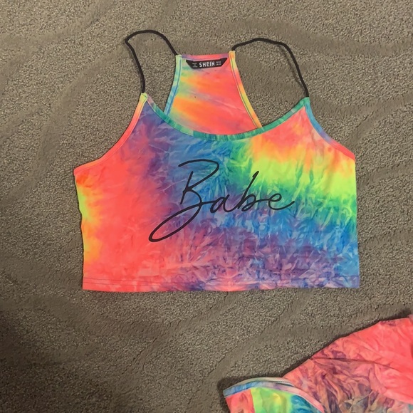 Short set - Picture 2 of 5